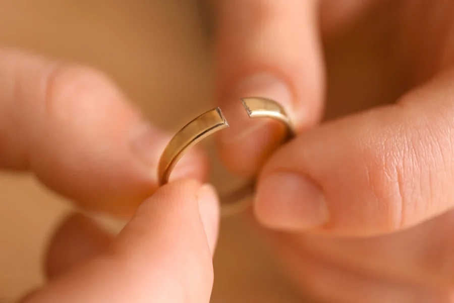 My Ring Broke in Half Meaning