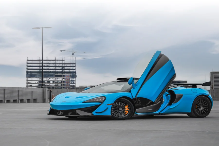 McLaren Service