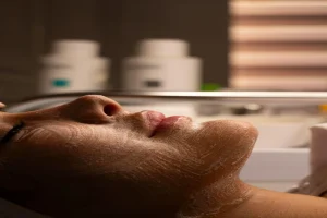 Natural-Looking Cosmetic