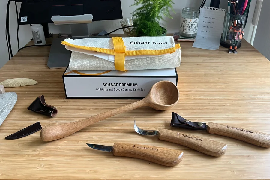 Dedicated Spoon Carving